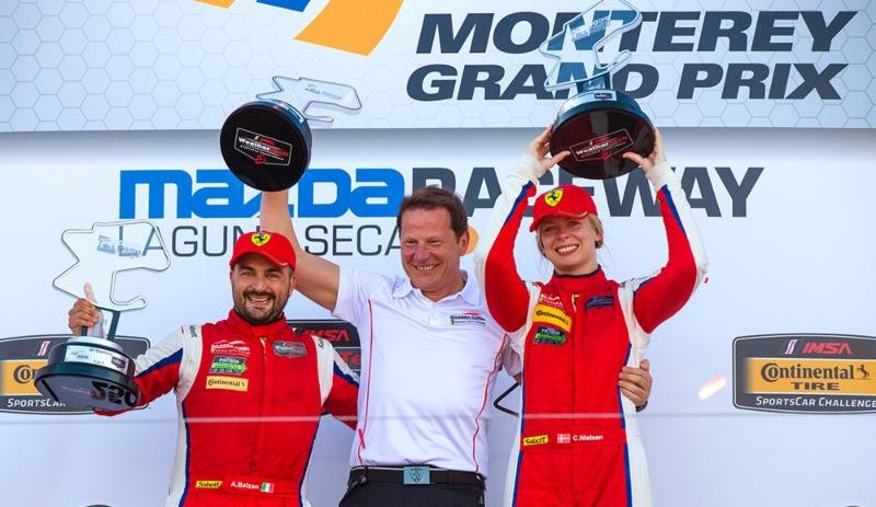 Christina Nielsen fra en tur på podiet efter løbet på Laguna Seca tidligere i år